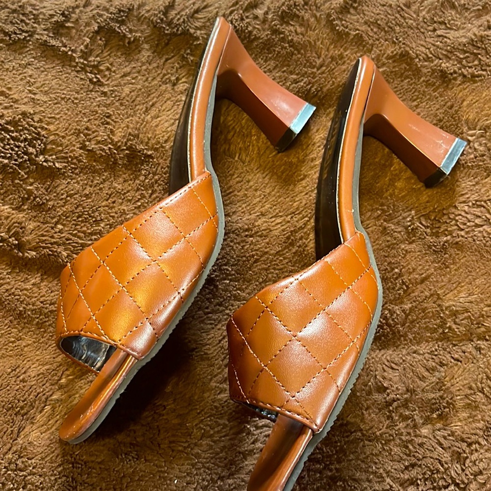 Like New Sandals
